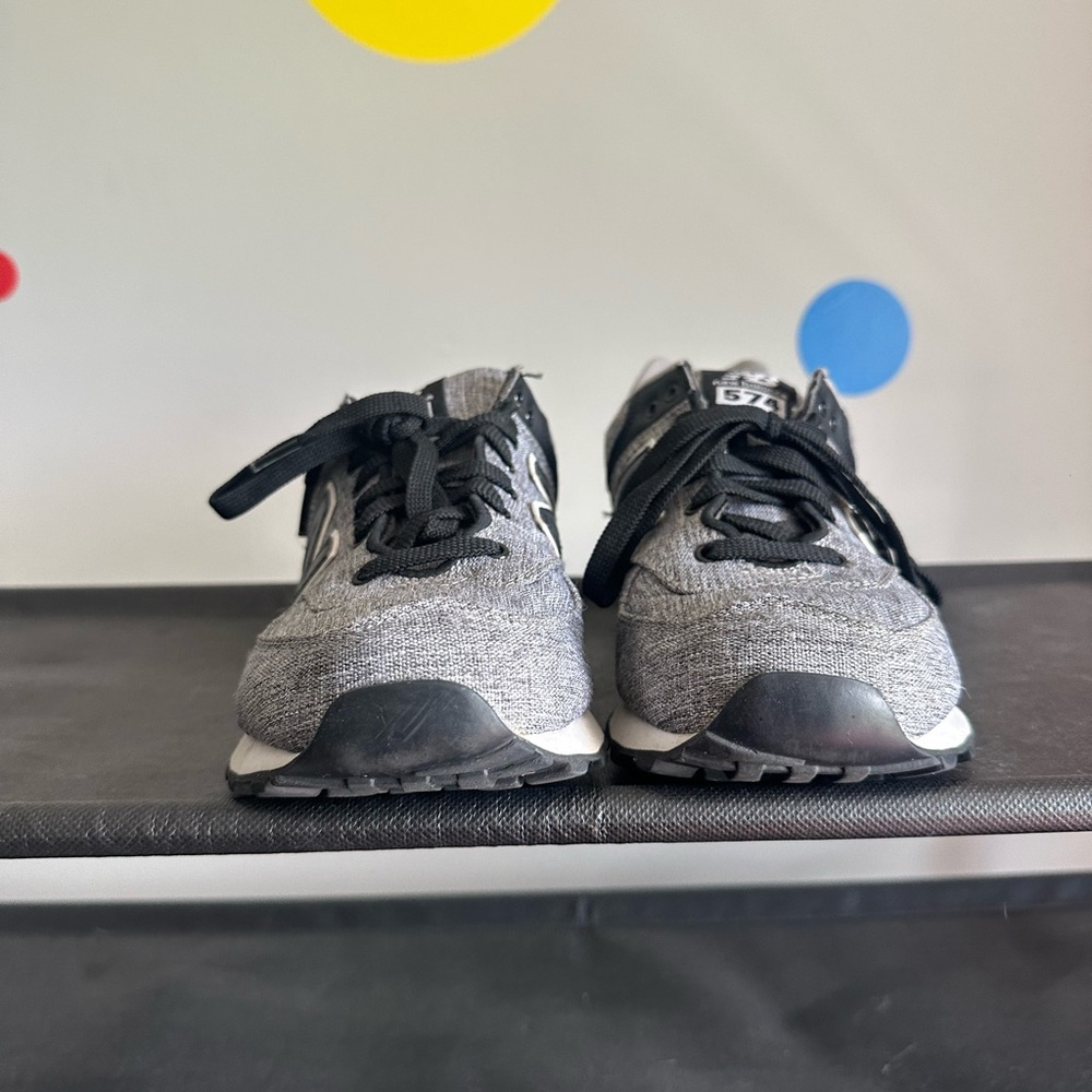 New Balance Gray and Black Athletic Shoes 547